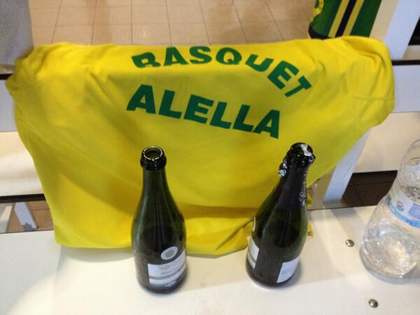 natxmoreno's tweet photo. Ascens directe!!! Beee nanuss!! @basquetalella http://t.co/mhrDtsO4wr