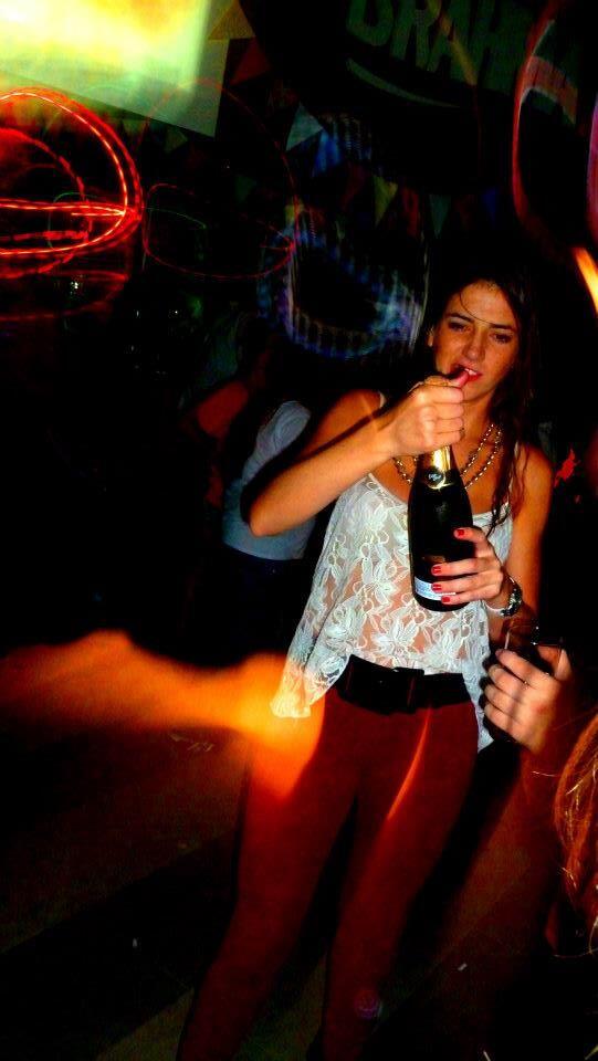 ESTA NOCHE TODOS VAMOS A GUATAFACK ! EN VELHA BRUXA ANTICIPADAS 3794 952891 (WHTSUP TMB)