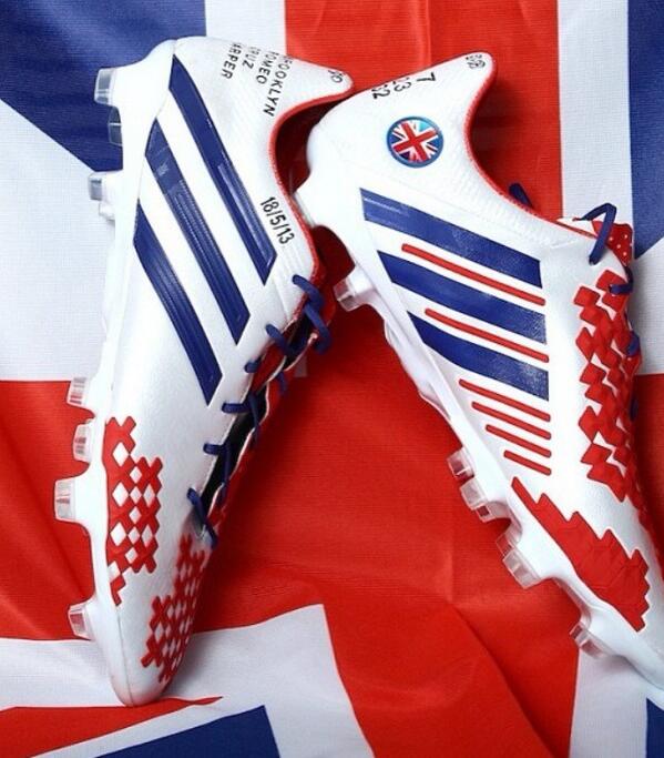 Here's a sneak peek of Ciaran McKeever's new boots for the match tomorrow! #Brit