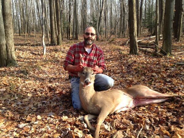 sternishalex's tweet photo. First deer of the season http://t.co/DQVdhWlWHE