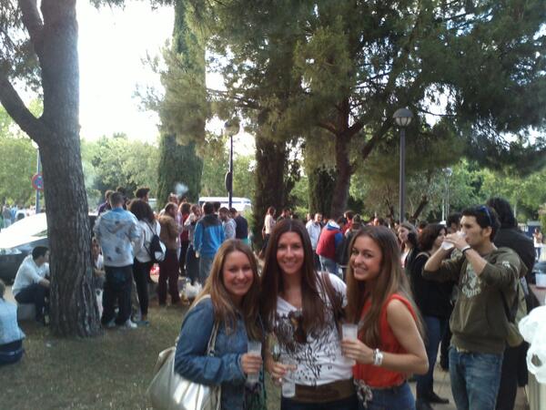 Cris_Lopez_'s tweet photo. Territorioss @lula_pau @emy_ems87 http://t.co/TqlaJqcZZe