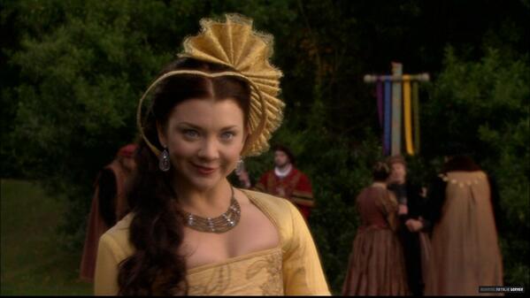 MargBryann1's tweet photo. @ElizabethBryann @MargBryan @QueenAnneBoleyn Oh dear! My darling niece! *dabs my eyes* She was such a pretty girl (c) http://t.co/kwQgjt8nRQ