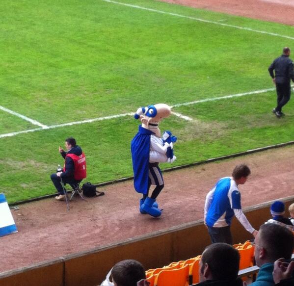 colinmccredie's tweet image. What do you call a phobia of Football Mascots?? #supersaint