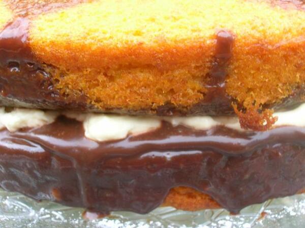 Choclette8's tweet photo. @WorldBakingDay @TweetBakeOven must get those muffins baked - here's my #bakebrave pic &amp; post http://t.co/M9mlysX7Fh http://t.co/Iz6HP0GZDI