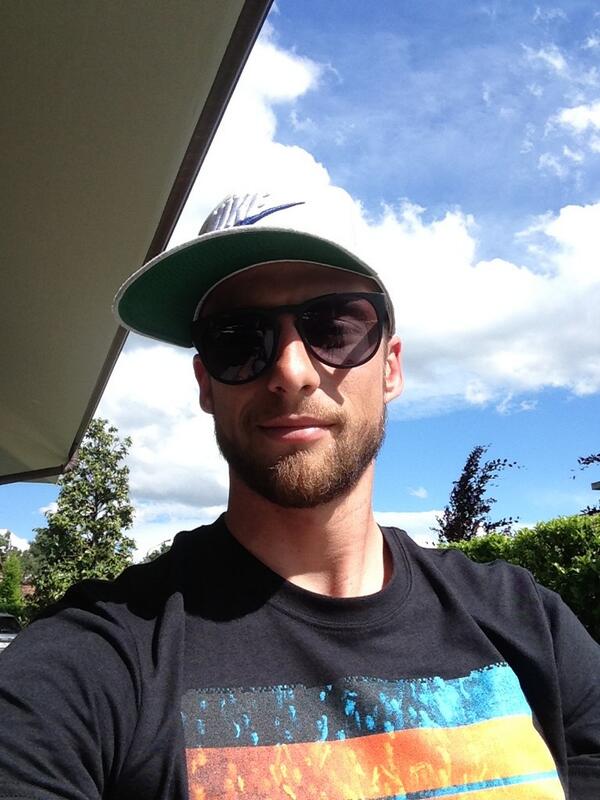 ClaMarchisio8's tweet photo. Pomeriggio di relax.
Domani a Coverciano! http://t.co/zb1zY7RcJT