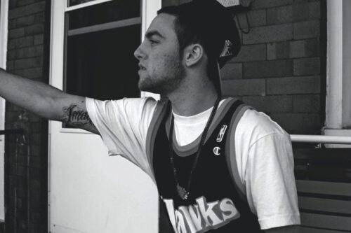 LickMeMacMiller's tweet photo. pretty much. #macmiller #mac #miller #thumbsup #mostdope #easymac #classclown #thejukebox #thehighlife http://t.co/wkQY0x2soH