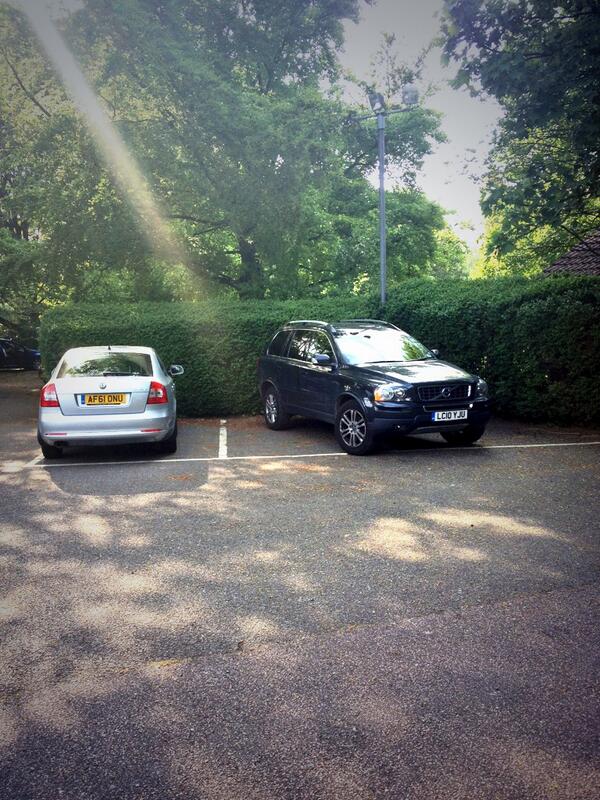 LC10 YJJ displaying Inconsiderate Parking