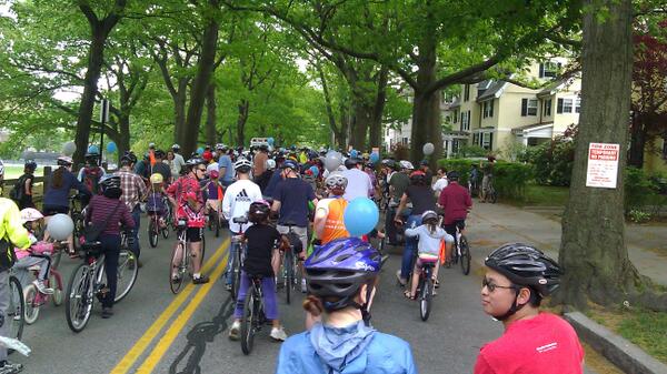 coolcorn's tweet image. lining up for the bike parade!