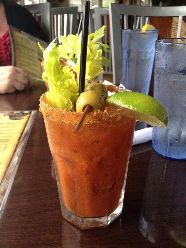 KMSteamMan's tweet photo. Enjoying a perfect Bloody Mary bayside At skippers! Can't wait for vacation! http://t.co/VHp80ziZzP