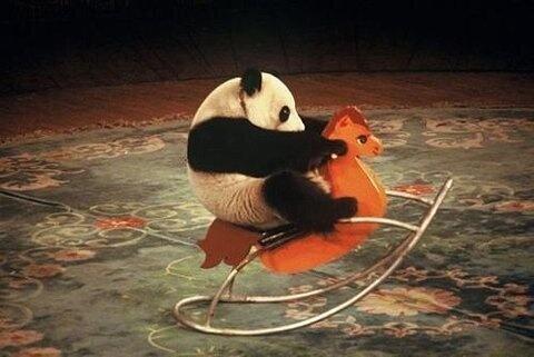 Paisajes_Es's tweet photo. Panda feliz http://t.co/hyAK9HfzBh