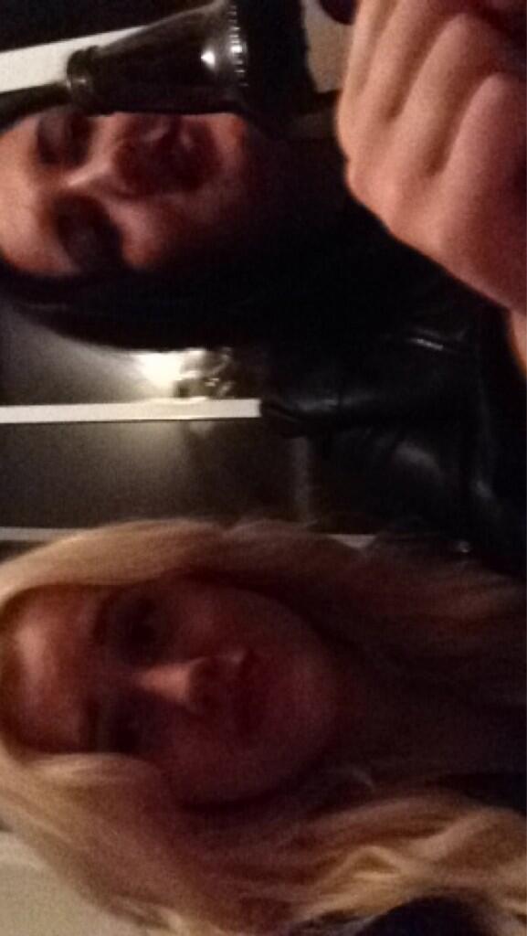 GGsuffell's tweet image. Smashed snap chat last night #4secondrule