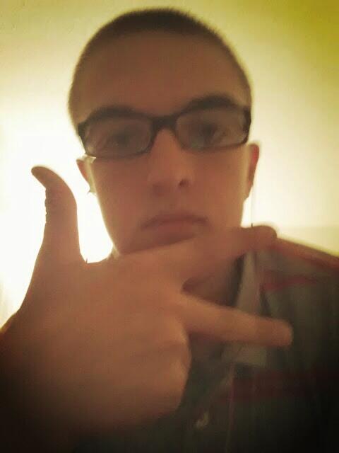 IanGriffin12's tweet photo. Bored #repping #sealsquad http://t.co/iTXx2NgEHL
