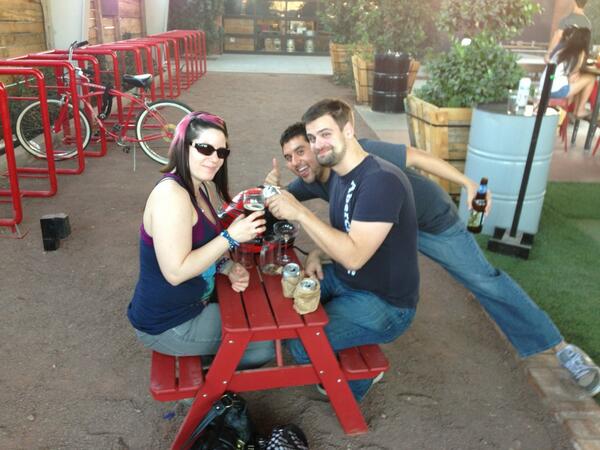 ReanimationXP's tweet image. With @Shznakl at the #TinyTable!