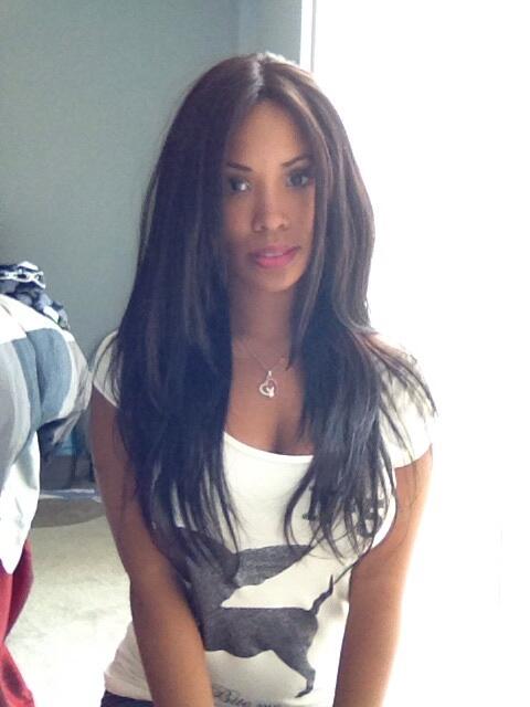 One more pic!! Mwah http://t.co/n6Wsj1kt1X