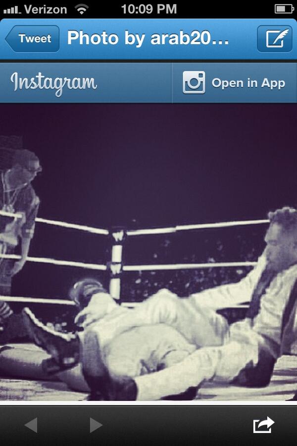 realshawnisaac's tweet image. @AshleyGalvanS7 #Wrestler #CloseLine 😂