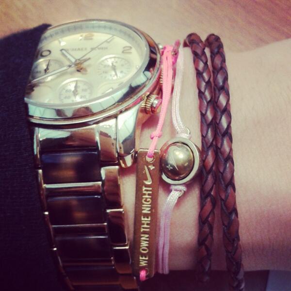 Leuk aandenken van een geweldige run gister met oa  <a href="/khertsenberg/">KHertsenberg</a> (op naar de 16?)! #weownthenight #Amsterdam #nike