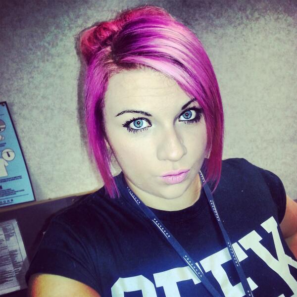 KBx's tweet photo. #selfie http://t.co/F6rpaoc9dU