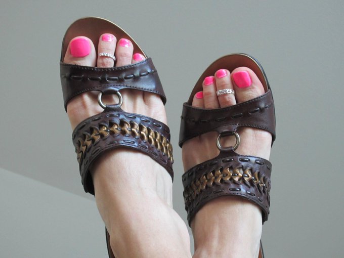 Time for summer shoes mmm http://t.co/MNue4jYNJj