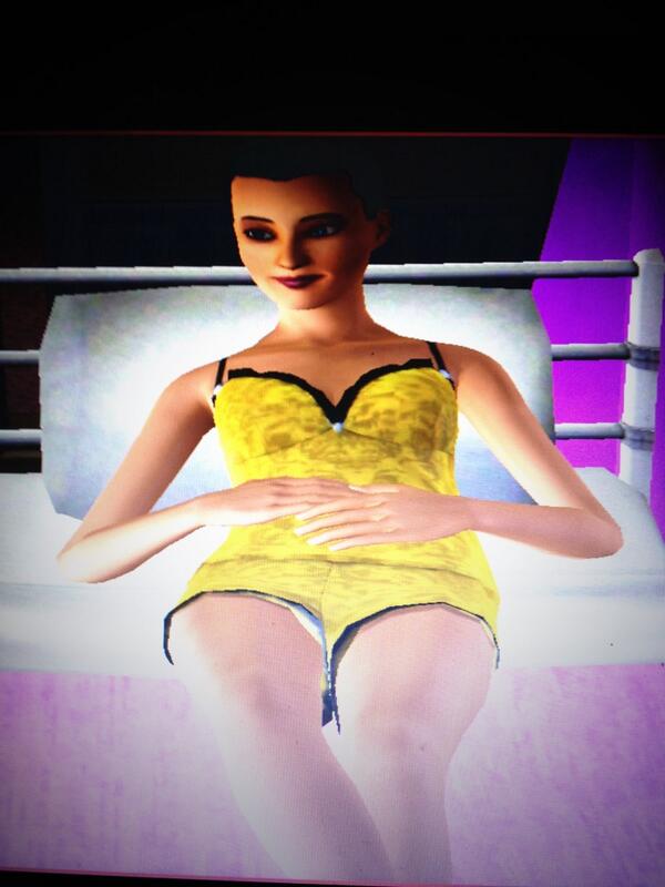 Sim_TaylorCruz's tweet image. A picture that April sent me from University.