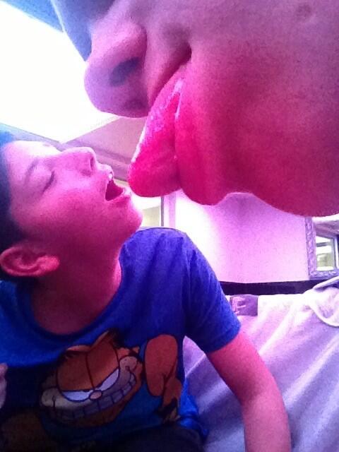 fabiananddavid's tweet photo. #nocomment http://t.co/FCQWQMLOem