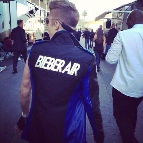 BieberLagoon's tweet photo. "Hello this is your captain, Justin Bieber. Thank you for choosing Bieber Air. I hope you enjoy the flight." http://t.co/n1ibR6rdRb