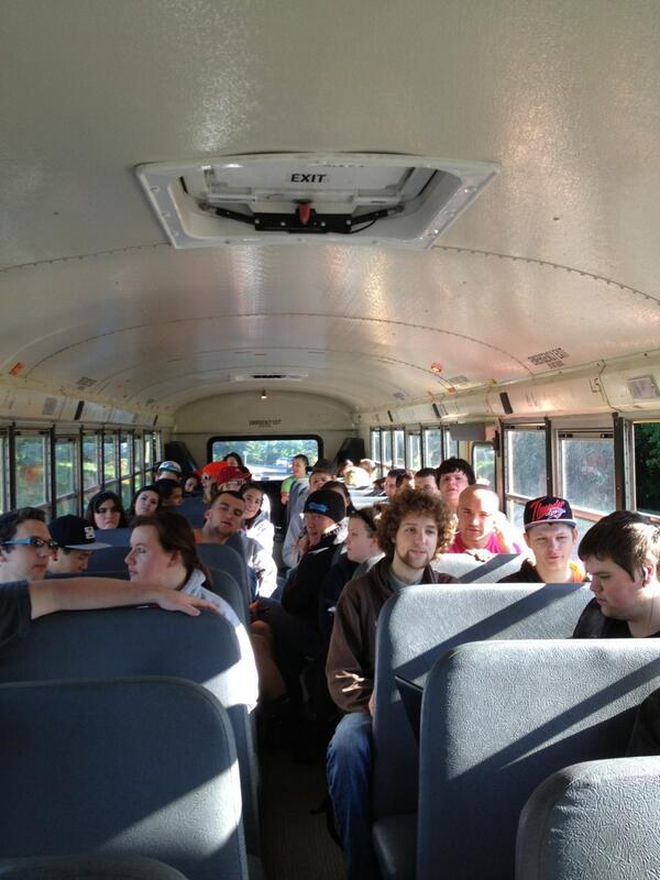 Ariah422's tweet image. Last trip with this group of losers! Lol #seniortrip #goodclass #2013