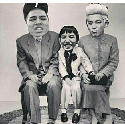topgdbot2's tweet photo. 탑뇽 터졌다. 저기 손 잡고있자너 http://t.co/YHJE92uIfw