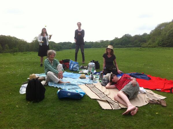 Skønt at #picnic 'e i Ermelunden.