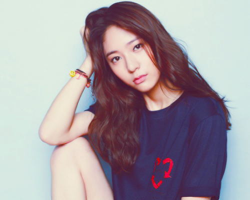 seckrystal's tweet photo. soojung cantik numpang lewat ditl ne;) ngeeeeng http://t.co/vernPqgbvE