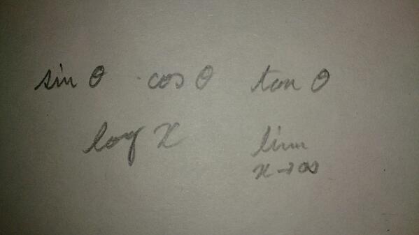 リョウ ルナとかねるそんの人 ちなみにsin Cos Tan Log Limは筆記体ですね 相変わらず字がきたない Http T Co Aj24lwif5v Twitter