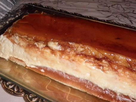 FartonsPolo's tweet photo. Tarta de @Fartons Polo, mousse de #chufa y tocino de cielo | @FartonsPolo http://t.co/DvIhq8rVuF