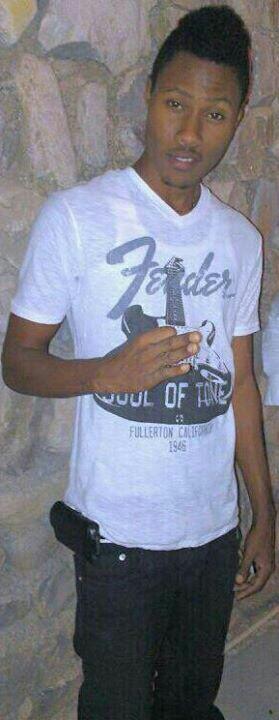 Maklesage's tweet photo. @Maklesage haitian critiano/CR7 http://t.co/EI7Uw2B511