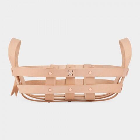 10veryspecial's tweet photo. This strap leather bowl basket by Alissia Melka-Teichroew is beautiful. http://t.co/cCSQL7YgIN