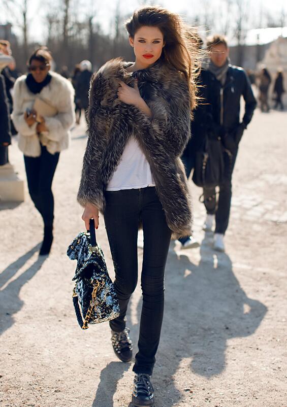 @Bianchina_Balti's street style.