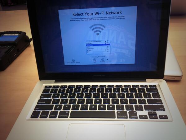 BPadillaNM's tweet image. My graduation gift to my self!!! #NewMacBookPro #Apple 🍏🍎🍏