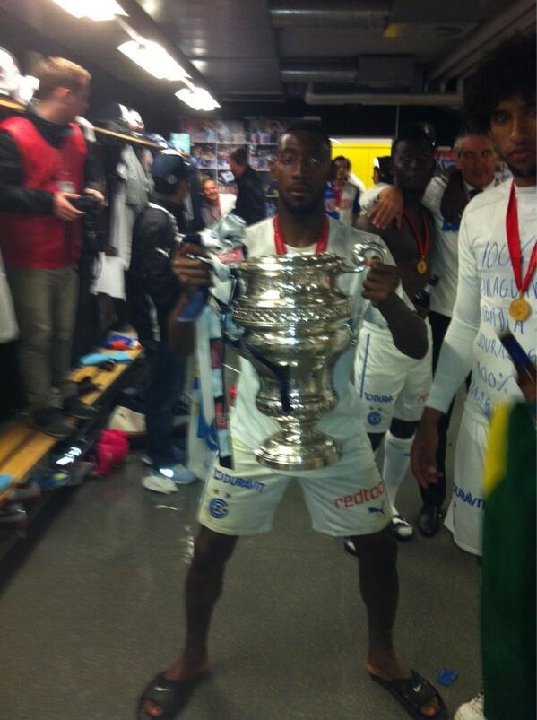 NAnatole's tweet photo. La coupe c est pas d lol http://t.co/vnWMw8PulW