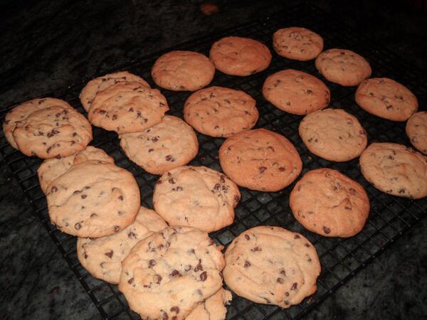 martyymart87's tweet image. baking like a mad woman #imindakitchen #getatme #sweetmarthascookies