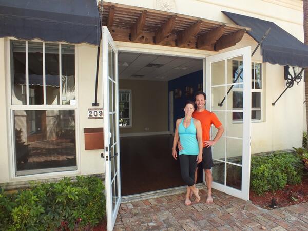 RunningTips101's tweet image. Naked yoga in Delray Beach?! SloBody!