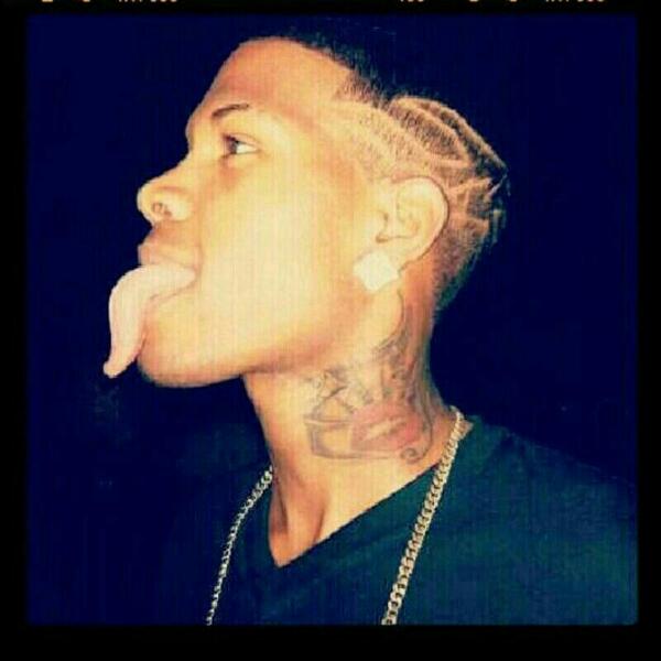 ItsNisha123's tweet photo. My #MCM <3 #mackbaker http://t.co/hxSmz1FVvI