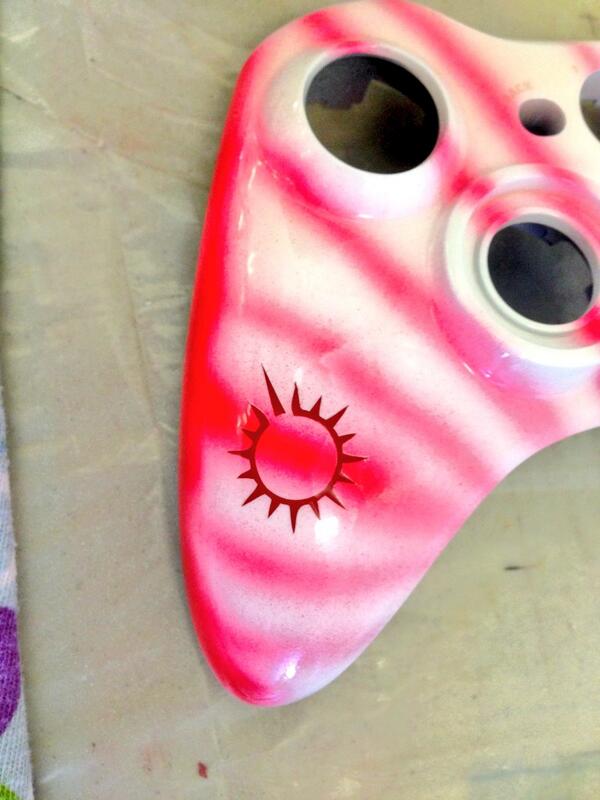 VexCustoms's tweet image. More of our special edition candy Cain controller !