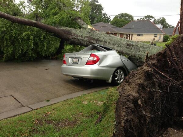 ItsCwizzy_'s tweet image. #TweetYourDream Walking out to my car in the morning to see this. #InsuranceSwag