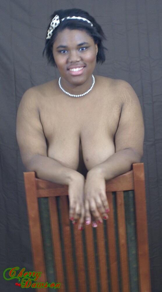 SeeMeTease's tweet photo. Upcoming from Cherry at http://t.co/JtkKYQCN6R #ebony #bigboobs @nudesandnether @TeaseGirls @ChicksSexxy http://t.co/EFP21Xoc0A