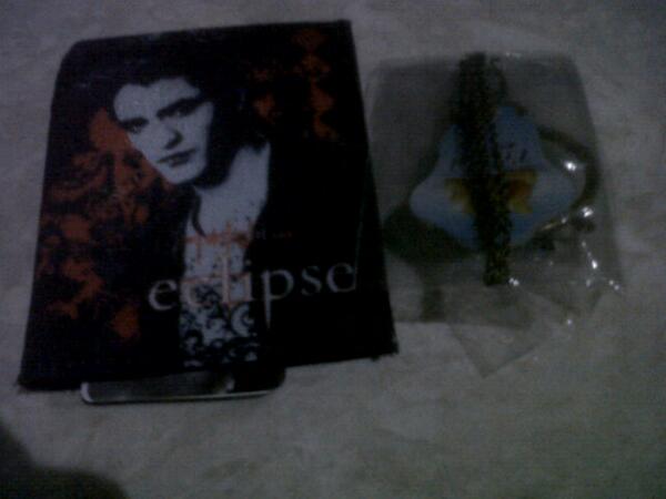 RKForeverYeah's tweet photo. Just arrived in my house. Big thanks for @bellepurpleOS TRUSTED! :). *poke @WeAreTwihard http://t.co/CcXMmduc18