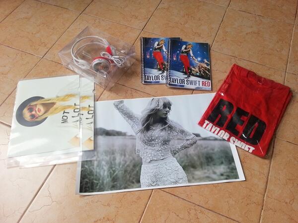 anggialbn_'s tweet image. RT @SwiftInstinct: Retweet to enter #SwiftInstinct giveaways. Hadiah buat 4 orang pemenang! :)