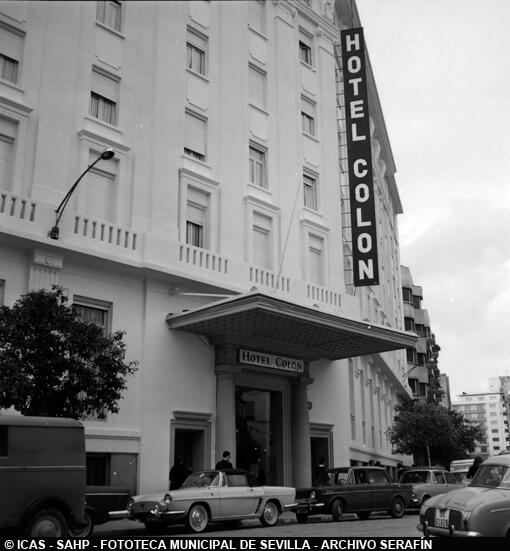 Ayuntamiento De Sevilla A Twitter Icas Sahp Hotel Colon Inaugurado En 1929 Ampliado Y Remodelado En Los Anos Setenta Sevillayer Archivo Serafin Http T Co Iqkircd1io