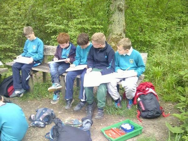 KPPSchool's tweet photo. We are exploring our arty sides. http://t.co/dhNBoU6Ttl