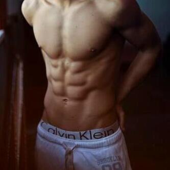 AA_556S's tweet photo. مافي موجبء من آلححفر او من الكويت بس يجي الحفر جسمه مثل كذآ :'( http://t.co/zVKemogvhU