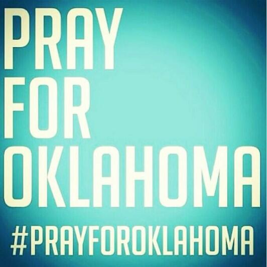itismeholly's tweet photo. #prayforoklahoma http://t.co/qDAzPNO7aq