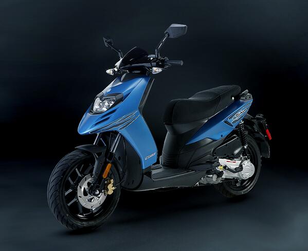 For 2014, #Piaggio has a surprise for you. Typhoon 50 is the new dynamic scooter just for you! http://t.co/X8A1wps3Vj