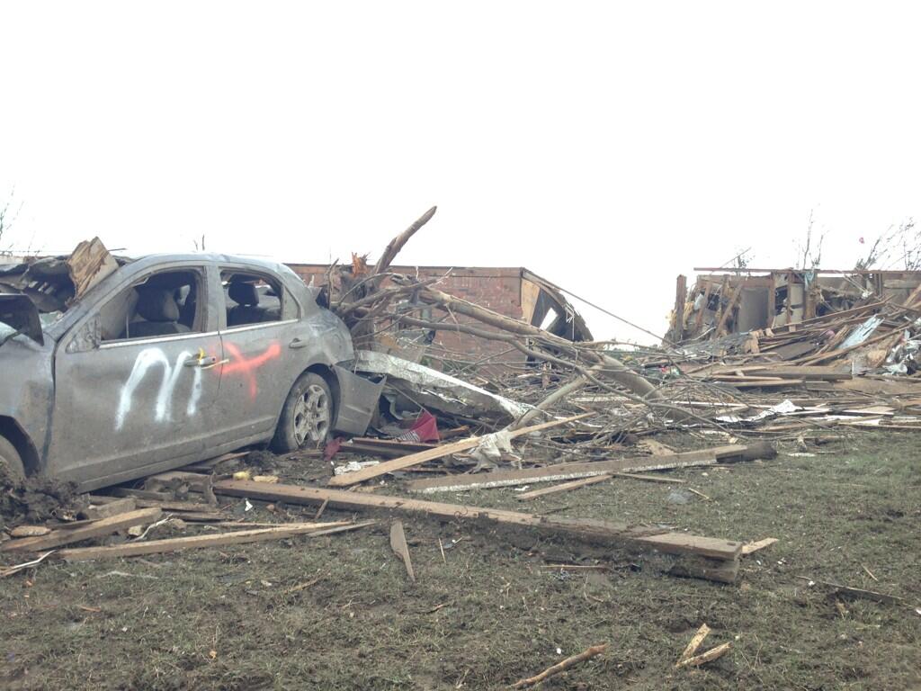 Twitter / Ginger_Zee: Quiet here in #Moore until ...